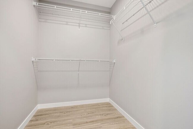 Building Photo - Stunning AIR CONDITIONED North College Par...