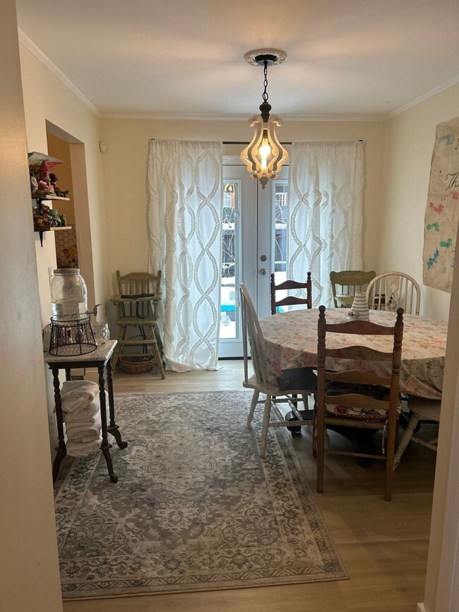 Building Photo - Charming 2BR Townhome in Franklin