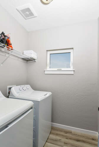 Building Photo - 519 N Creative