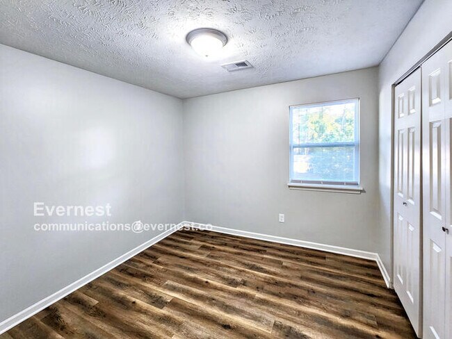 Building Photo - 1321 Gladiator Dr