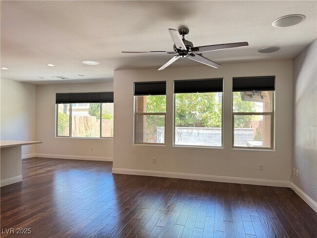 Building Photo - 2090 Morro Vista Dr