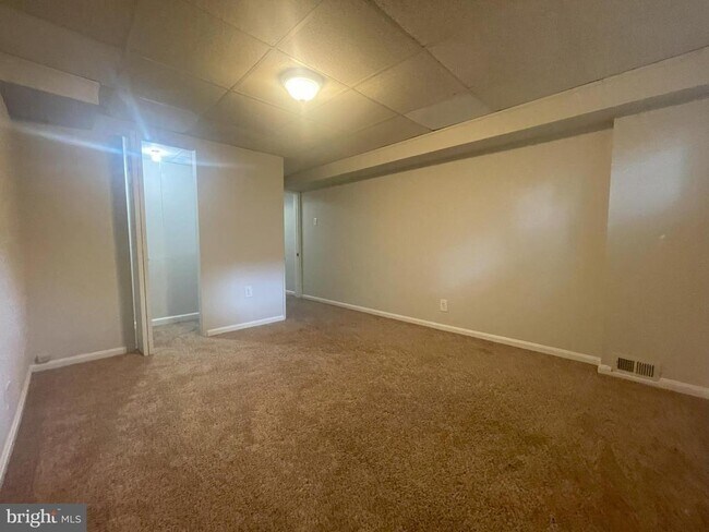 Building Photo - 4304 San Carlos Dr