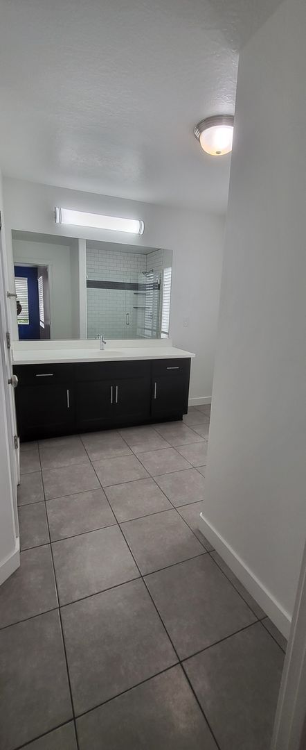 Building Photo - 5332 Silver Clover Ln