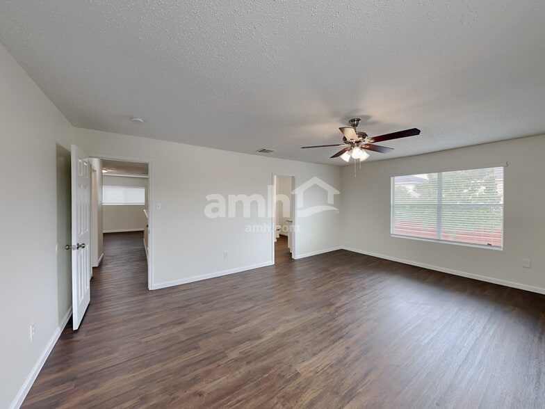 Building Photo - 10413 Woodruff Ct