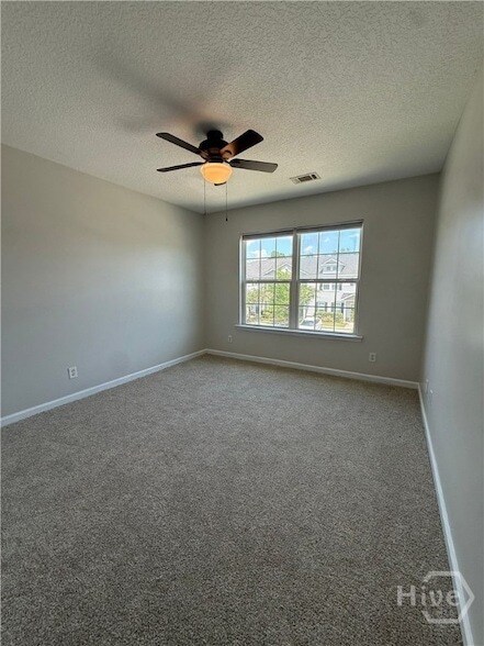 Building Photo - 107 Ventura Pl