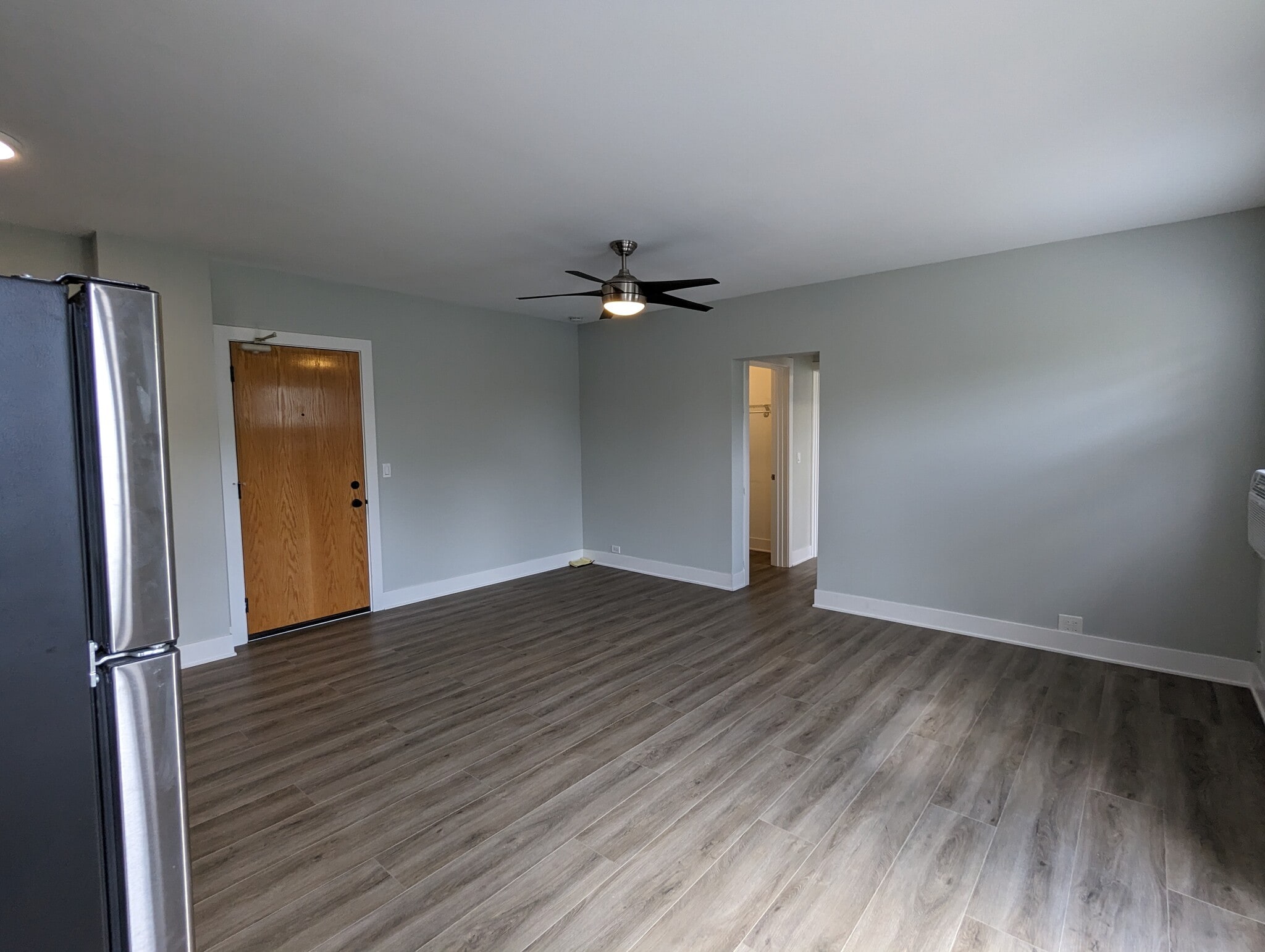 Building Photo - 730 Judson Ave