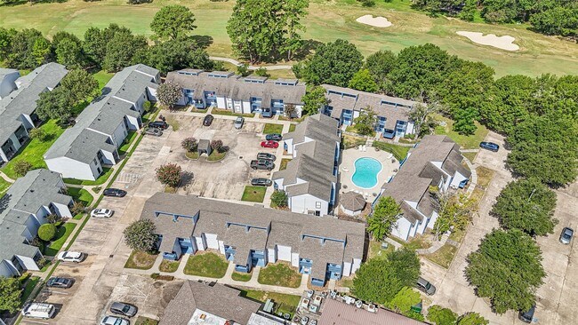 Building Photo - 13155 Walden Rd