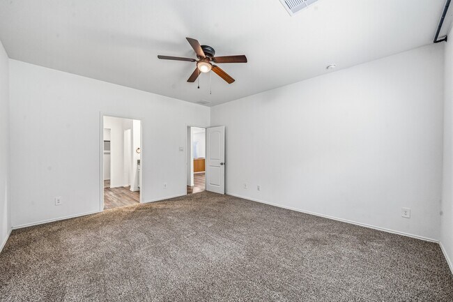 Building Photo - 24122 Juniper Hts Dr