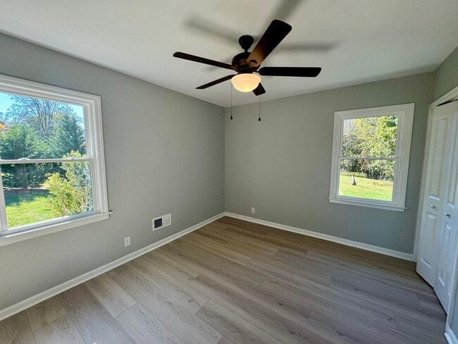 Building Photo - Four Bedroom House/Boonsboro Area