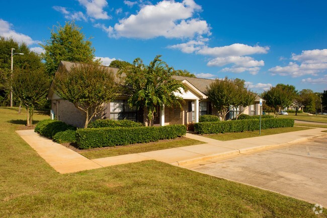 Building Photo - Artesian Springs Apartments