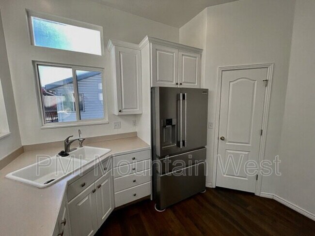 Building Photo - 2815 W 1375 N