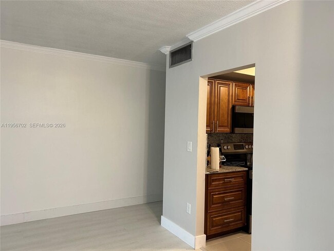 Building Photo - 270 NE 191st St