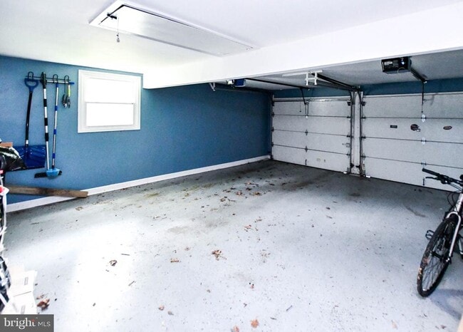 Building Photo - 4105 Yardley Ct
