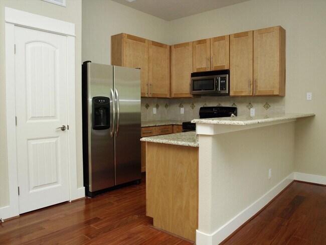 Building Photo - 4514 Depew Ave
