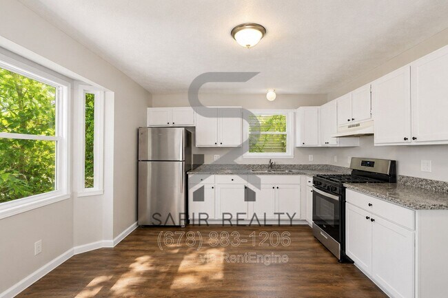 Building Photo - 2840 Alexandria Dr SW