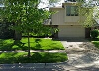Building Photo - 2866 Baylis Dr