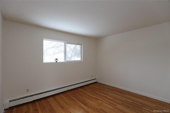 Building Photo - 30 Lamb Ave