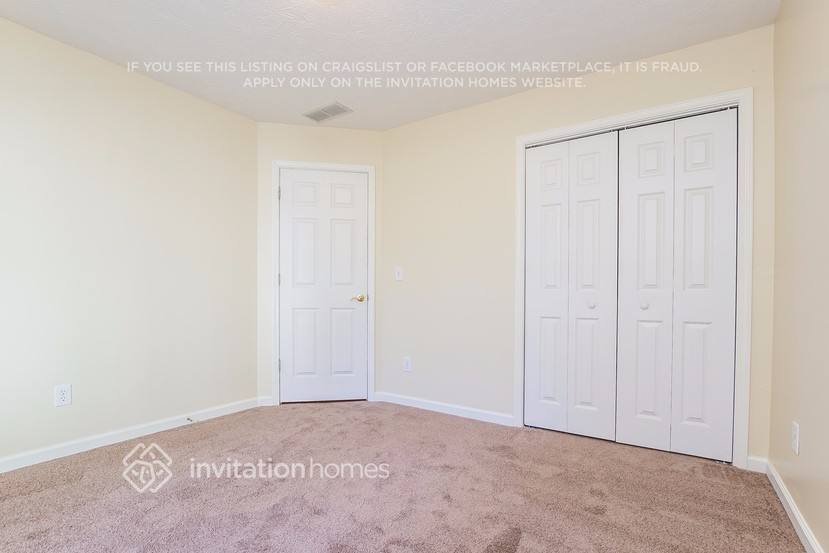 Building Photo - 855 Simon Ive Dr
