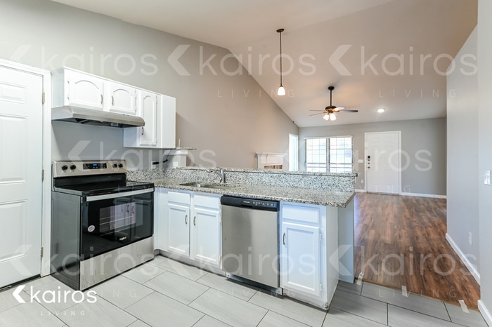 Building Photo - 9807 Tamalpais Dr