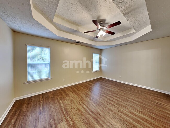 Building Photo - 201 Toulouse St