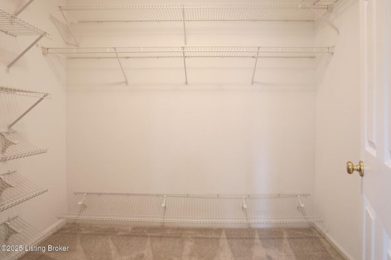Building Photo - 4916 Honeylore Ct