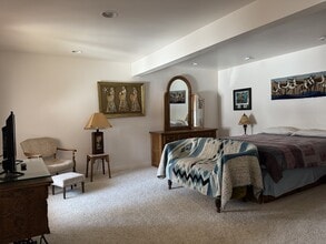 Building Photo - 79 Riverside Rd