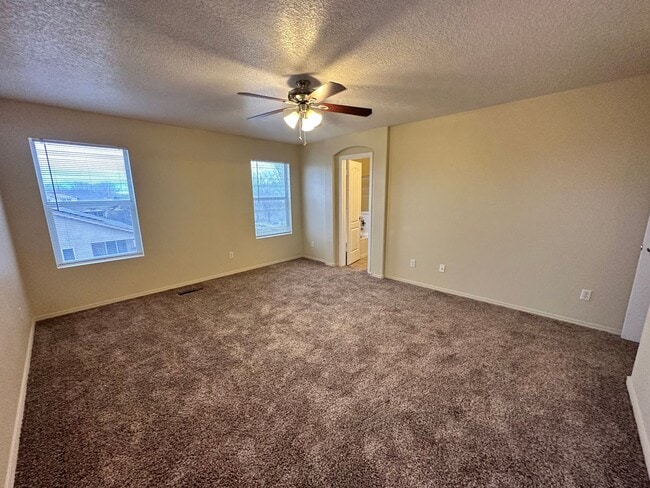 Building Photo - 760 Bear Grass Ct SW