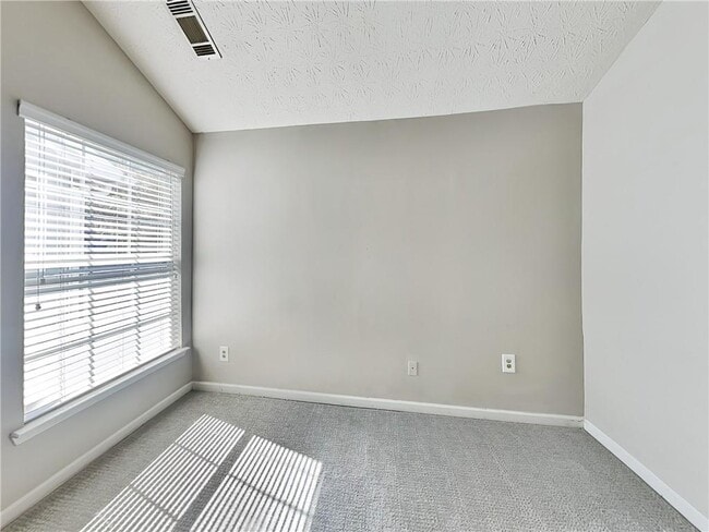 Building Photo - 1401 Gates Cir SE