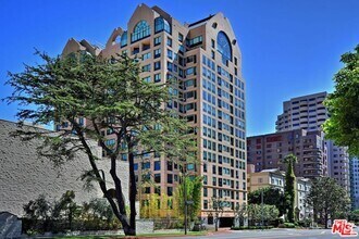 Building Photo - 10520 Wilshire Blvd