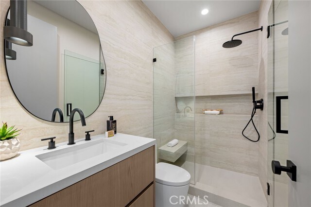 Building Photo - 16728 Morrison St