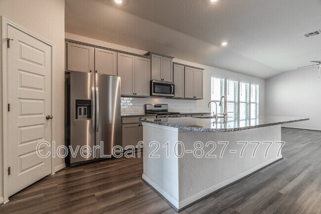 Building Photo - 12926 Mayowa St