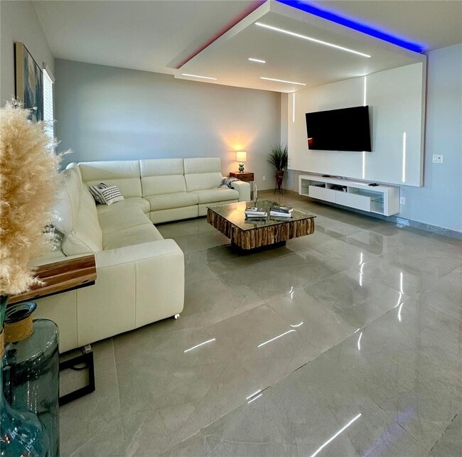 Building Photo - 11031 Redbud Woods Ln