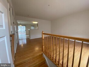 Building Photo - 13537 Hayworth Dr