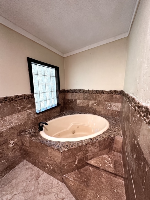Building Photo - 2325 Salt Creek Trail