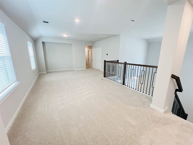 Building Photo - 29818 Ellwood Ln
