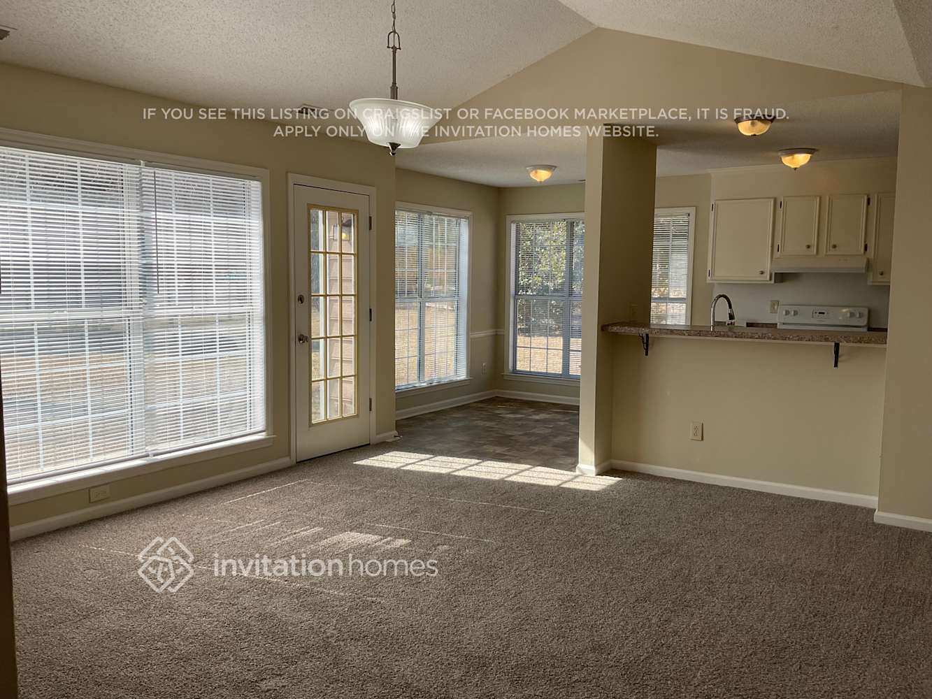 Building Photo - 5014 Alexis Dr