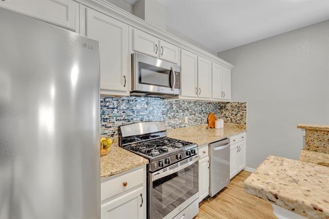 Building Photo - 925 S Brighton Ave