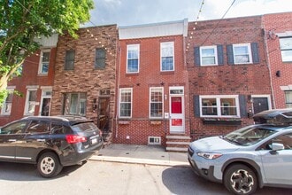Building Photo - Excellent South Philadelphia Row Home