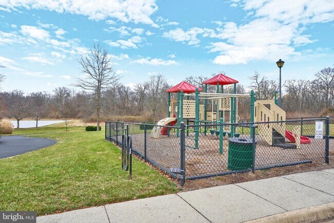 Building Photo - 22746 Oatlands Grove Pl