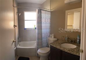 Building Photo - 751 Country Woods Cir