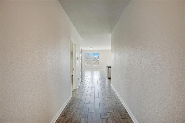 Building Photo - 216 Trellis Blvd