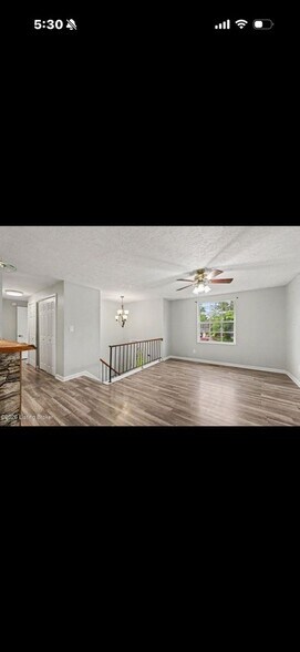 Building Photo - 4505 Mesa Ct