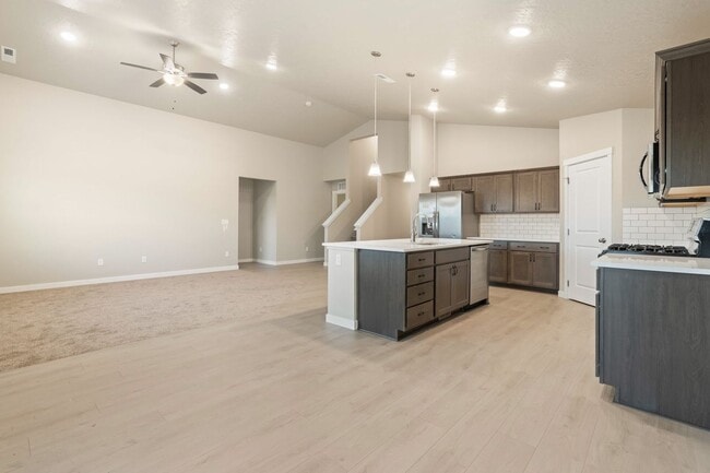 Building Photo - SINGLE LEVEL LIVING: 4 Bedroom, 2 Bath Nampa Home w/Upstairs Bonus Room