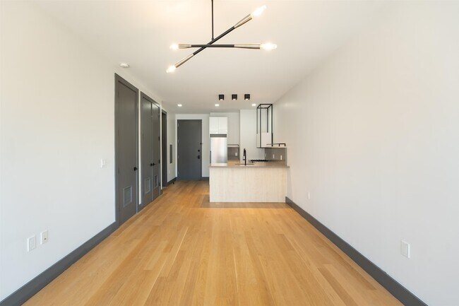 Building Photo - 424 Arlington Ave