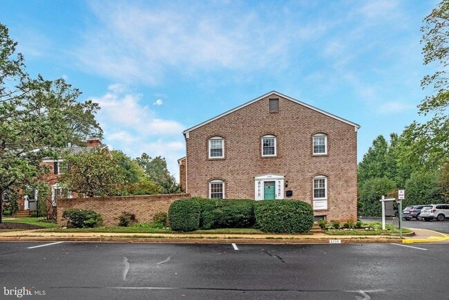 Building Photo - 3150 Hartwick Ln