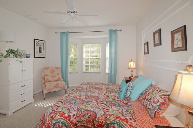 Building Photo - Waterford Annual Villa For Rent