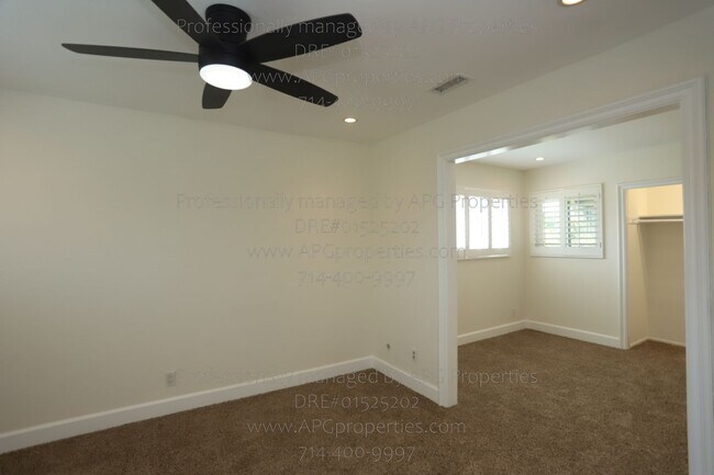 Building Photo - 25502 McIntyre St