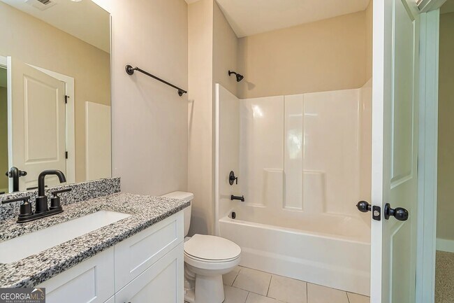 Building Photo - 69 Oakhurst Trail