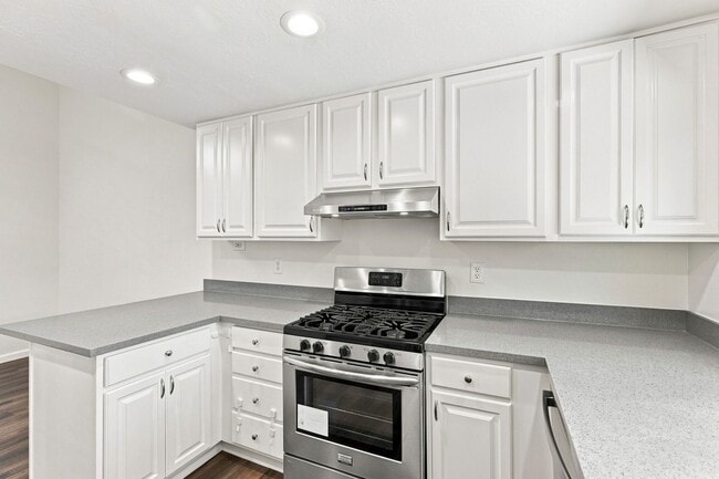 Building Photo - 10893 Northfield Square