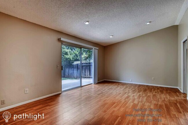 Building Photo - 3528 Granby Dr